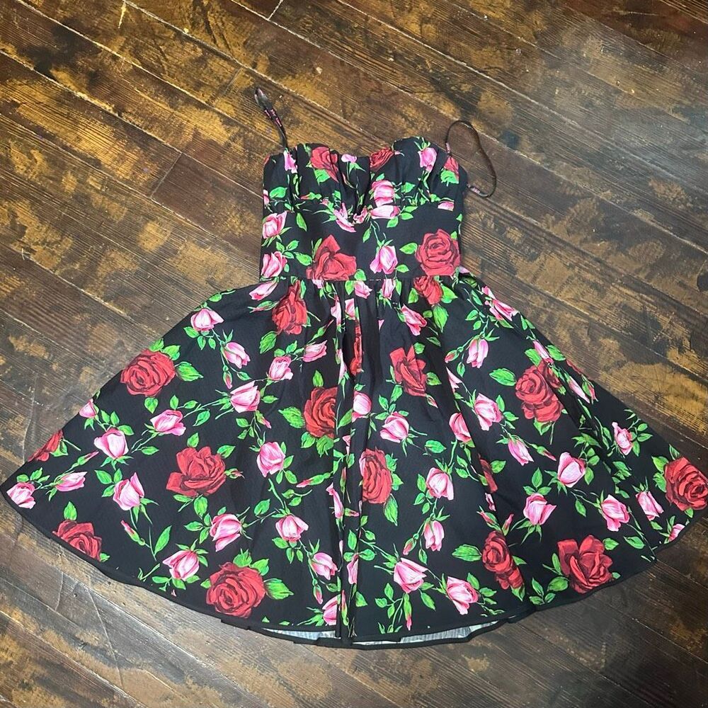 Betsey Johnson pink & red roses pinup girl fit & flare dress - Picture 2 of 6